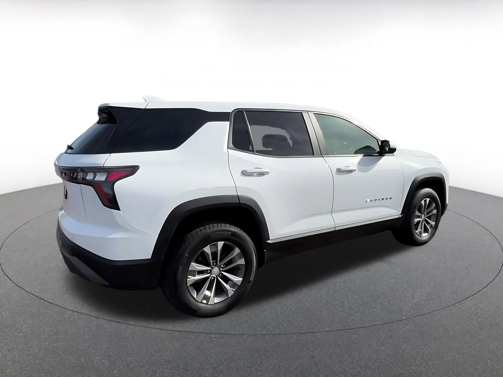Thumbnail: 2025 Chevrolet Equinox - 15