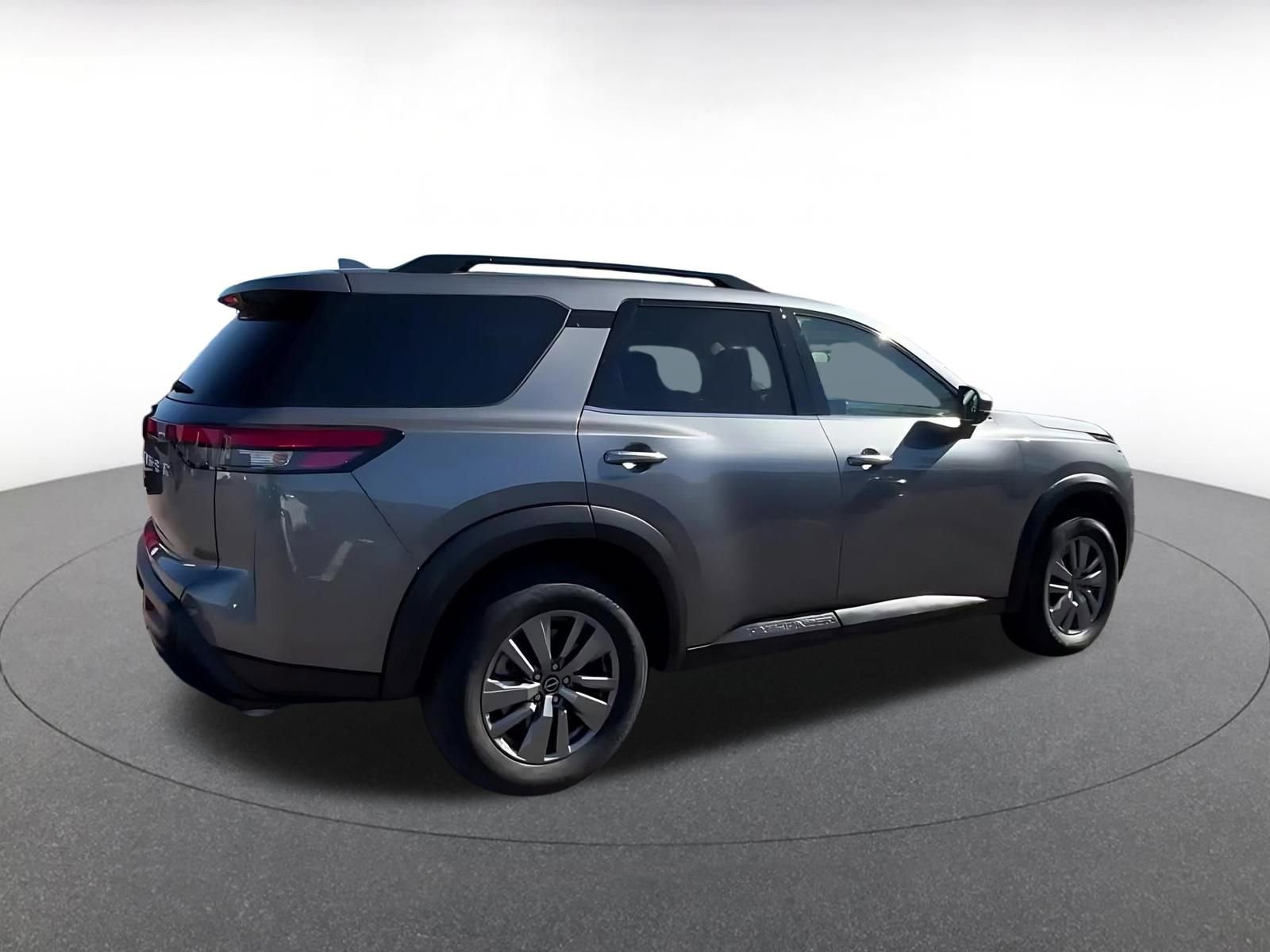 Thumbnail: 2025 Nissan Pathfinder - 15