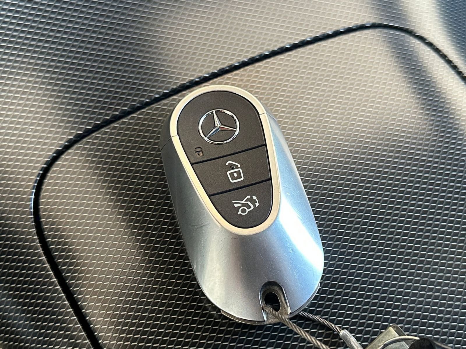 Thumbnail: 2024 Mercedes-Benz GLC - 22