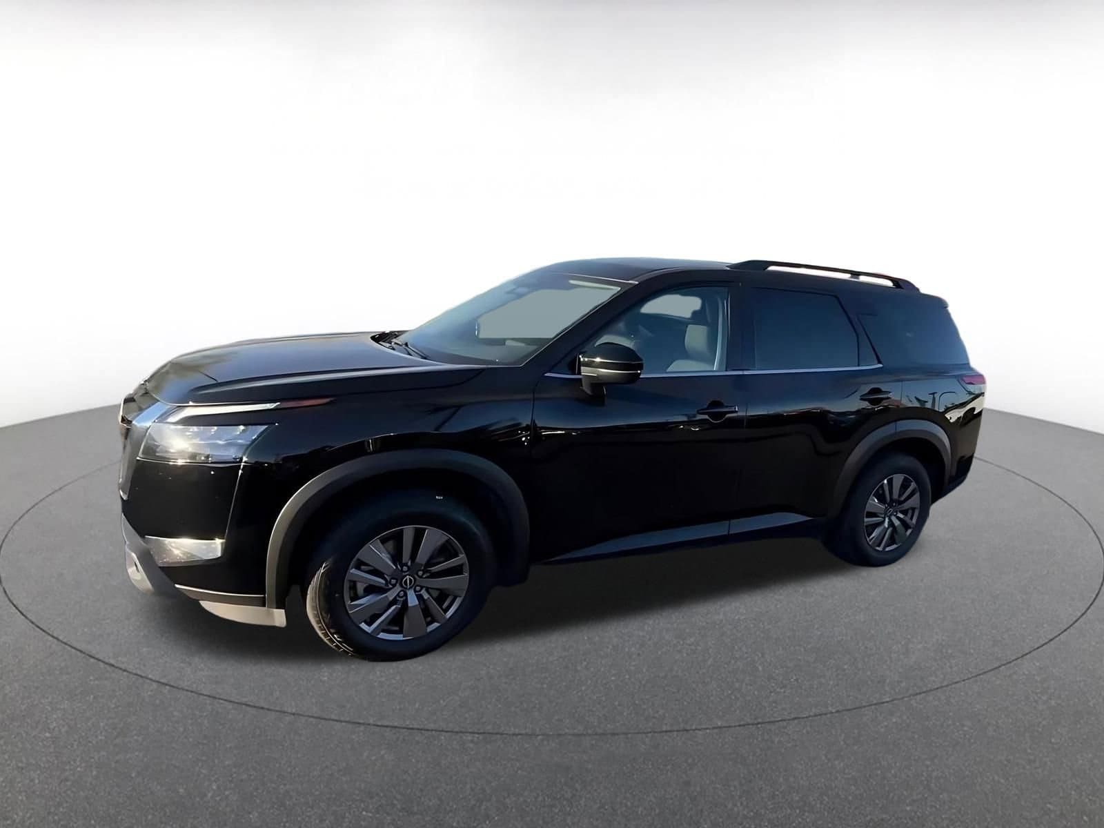 Thumbnail: 2025 Nissan Pathfinder - 8