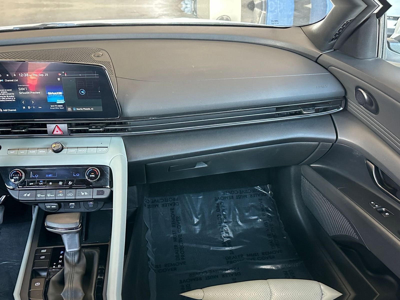 Thumbnail: 2025 Hyundai Elantra - 35