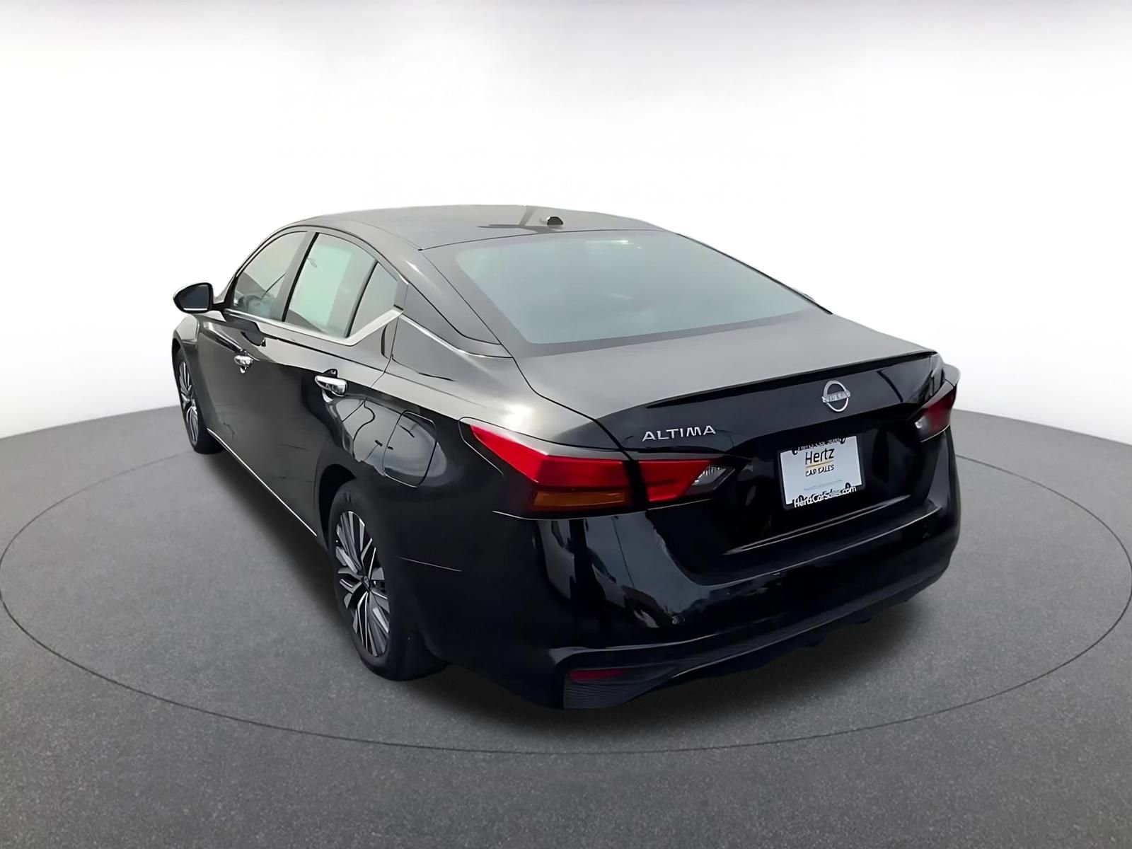 Thumbnail: 2025 Nissan Altima - 11