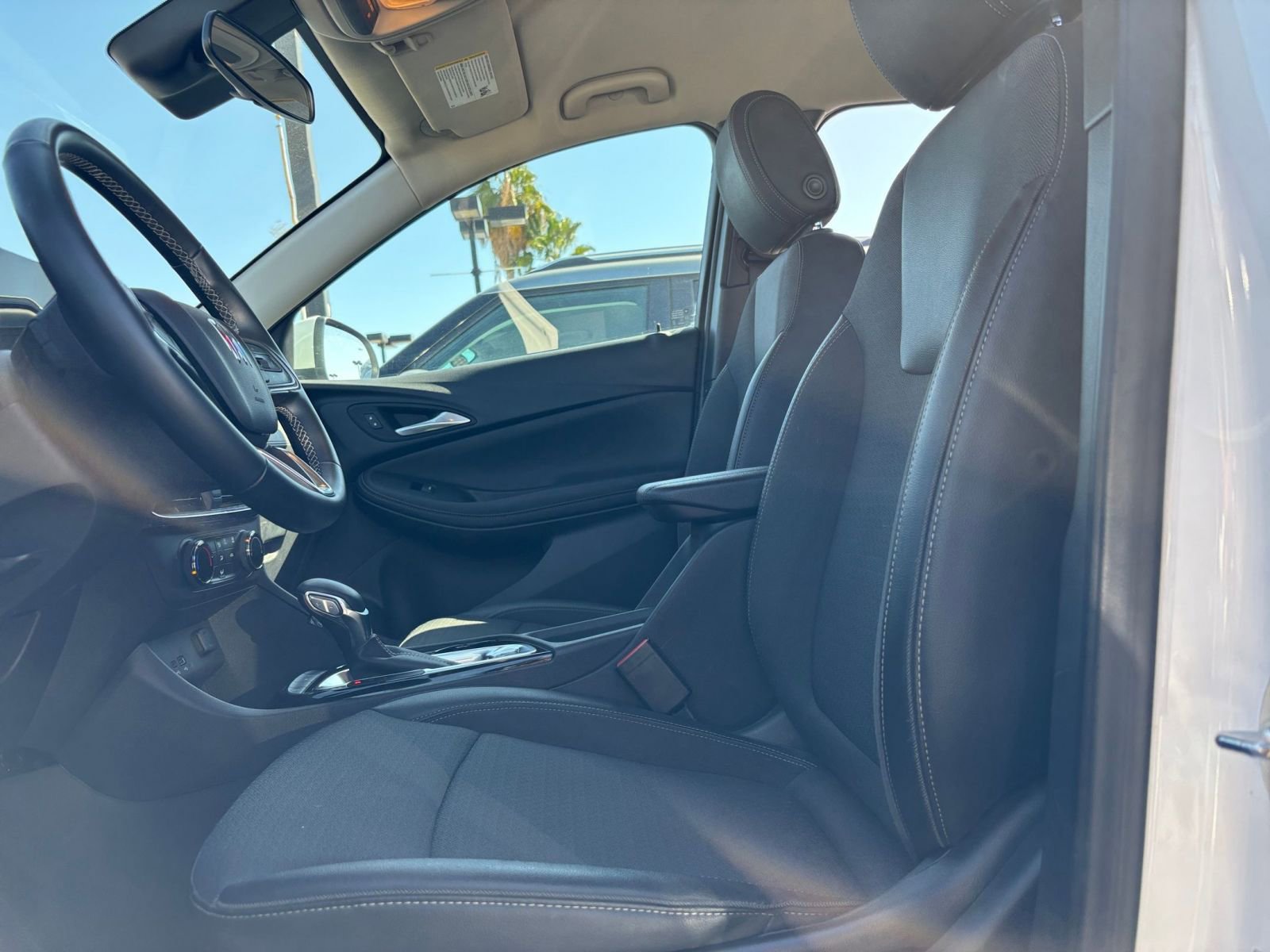 Thumbnail: 2025 Buick Encore GX - 25