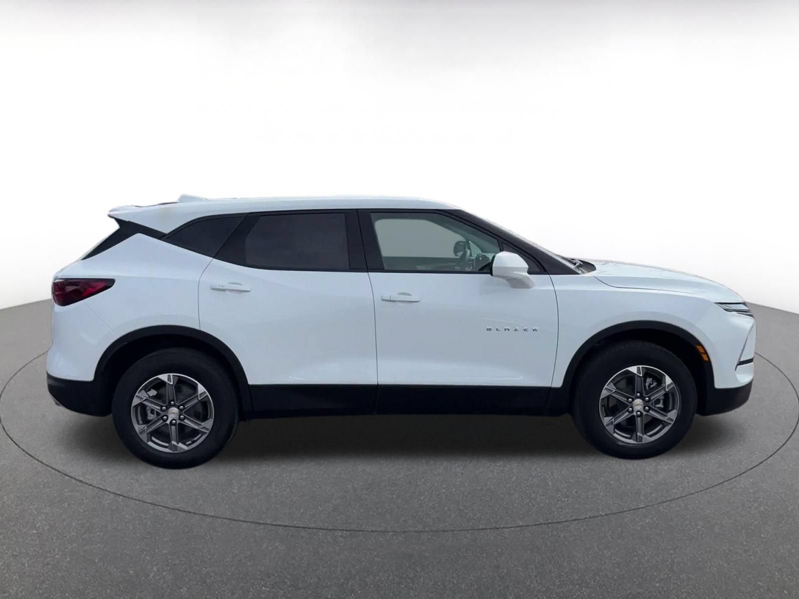 Thumbnail: 2026 Chevrolet Blazer - 13