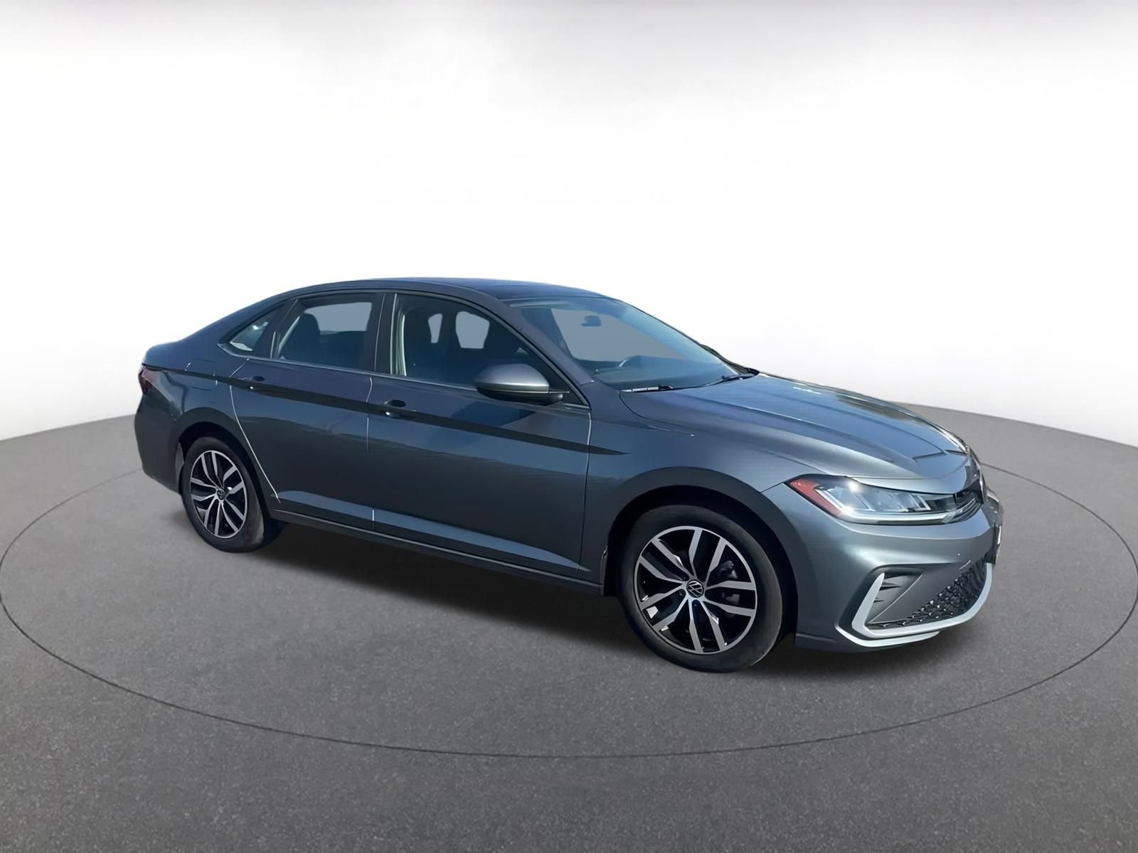 Thumbnail: 2025 Volkswagen Jetta - 2