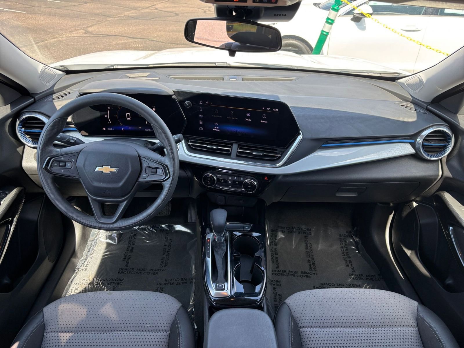 Thumbnail: 2025 Chevrolet Trax - 32