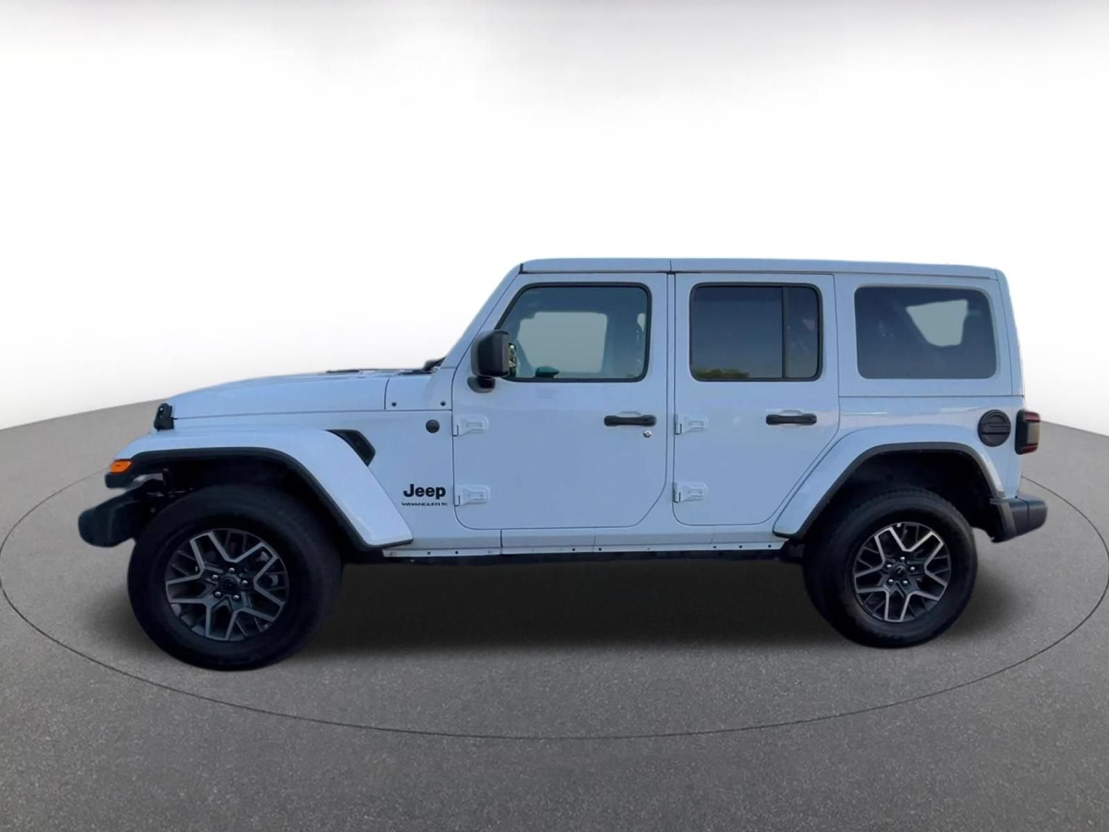 Thumbnail: 2025 Jeep Wrangler - 9