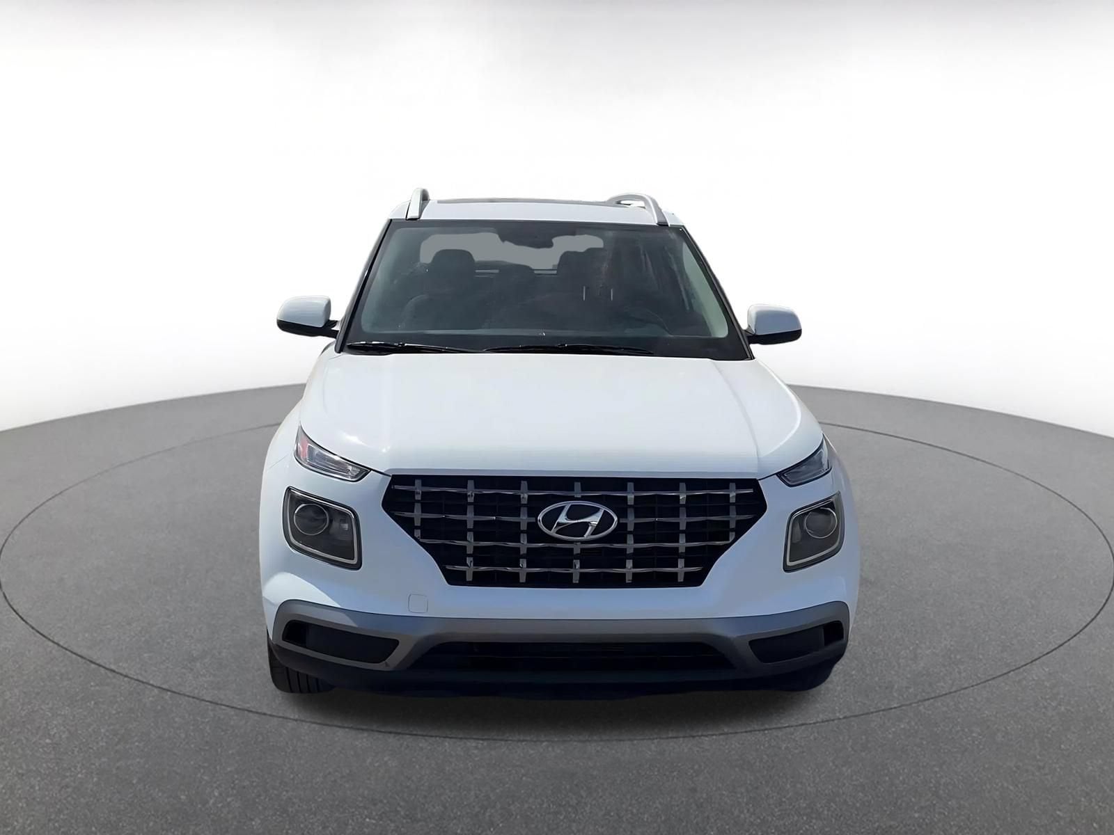 Thumbnail: 2026 Hyundai Venue - 4