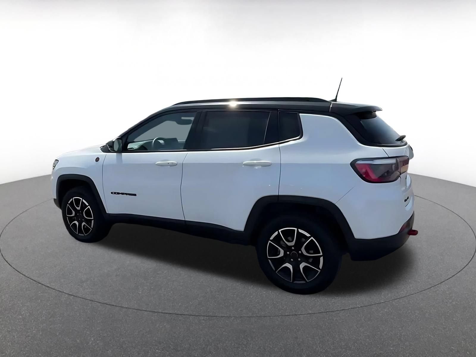 Thumbnail: 2025 Jeep Compass - 8