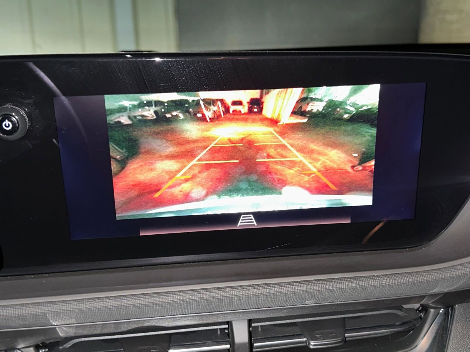 Thumbnail: 2025 Buick Envista - 17