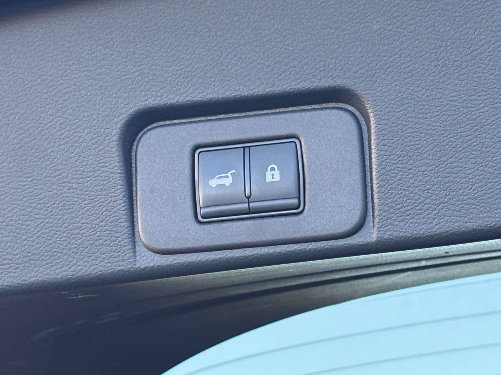 Thumbnail: 2025 Nissan Rogue - 23