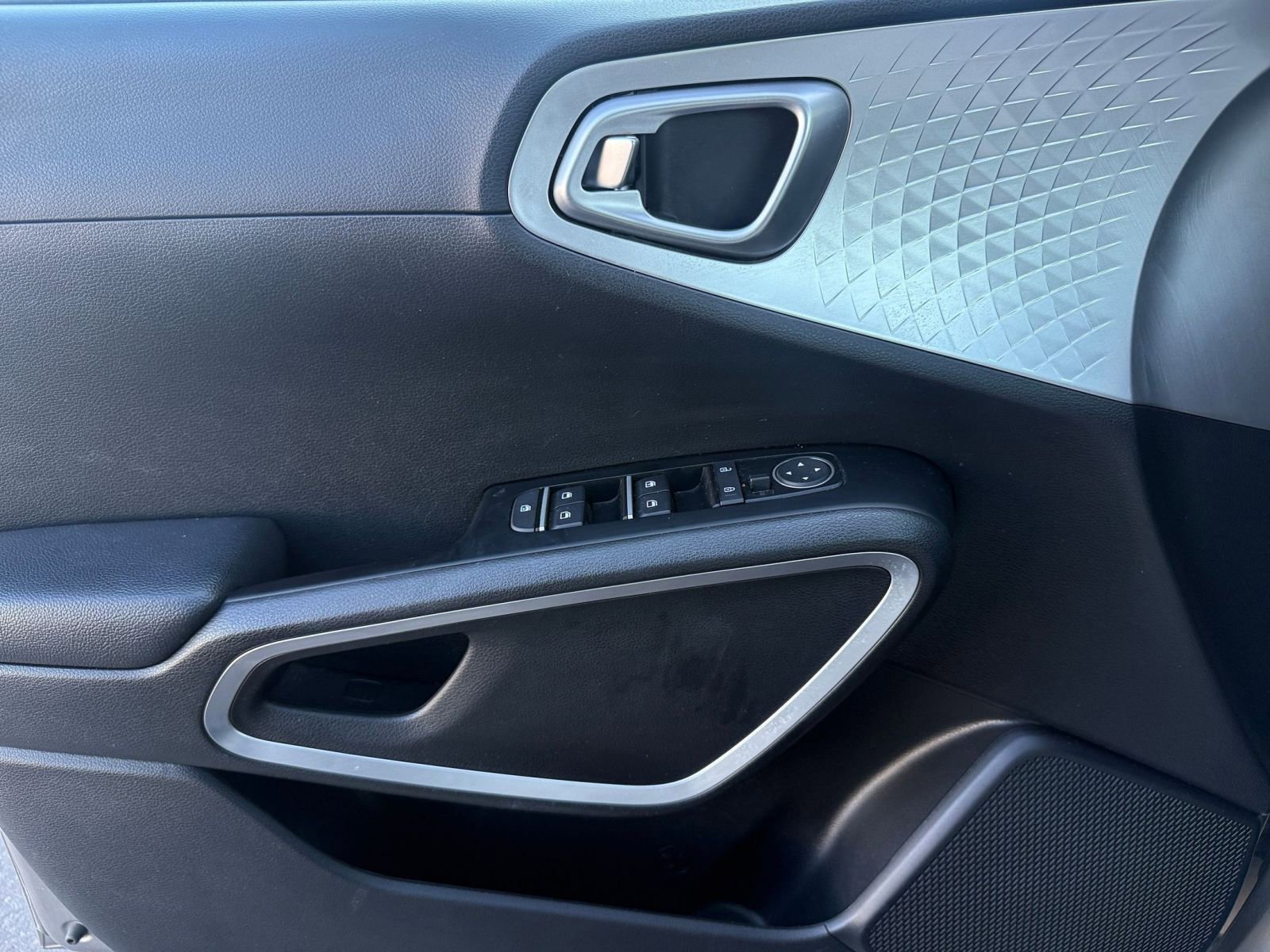 Thumbnail: 2025 Kia Soul - 18