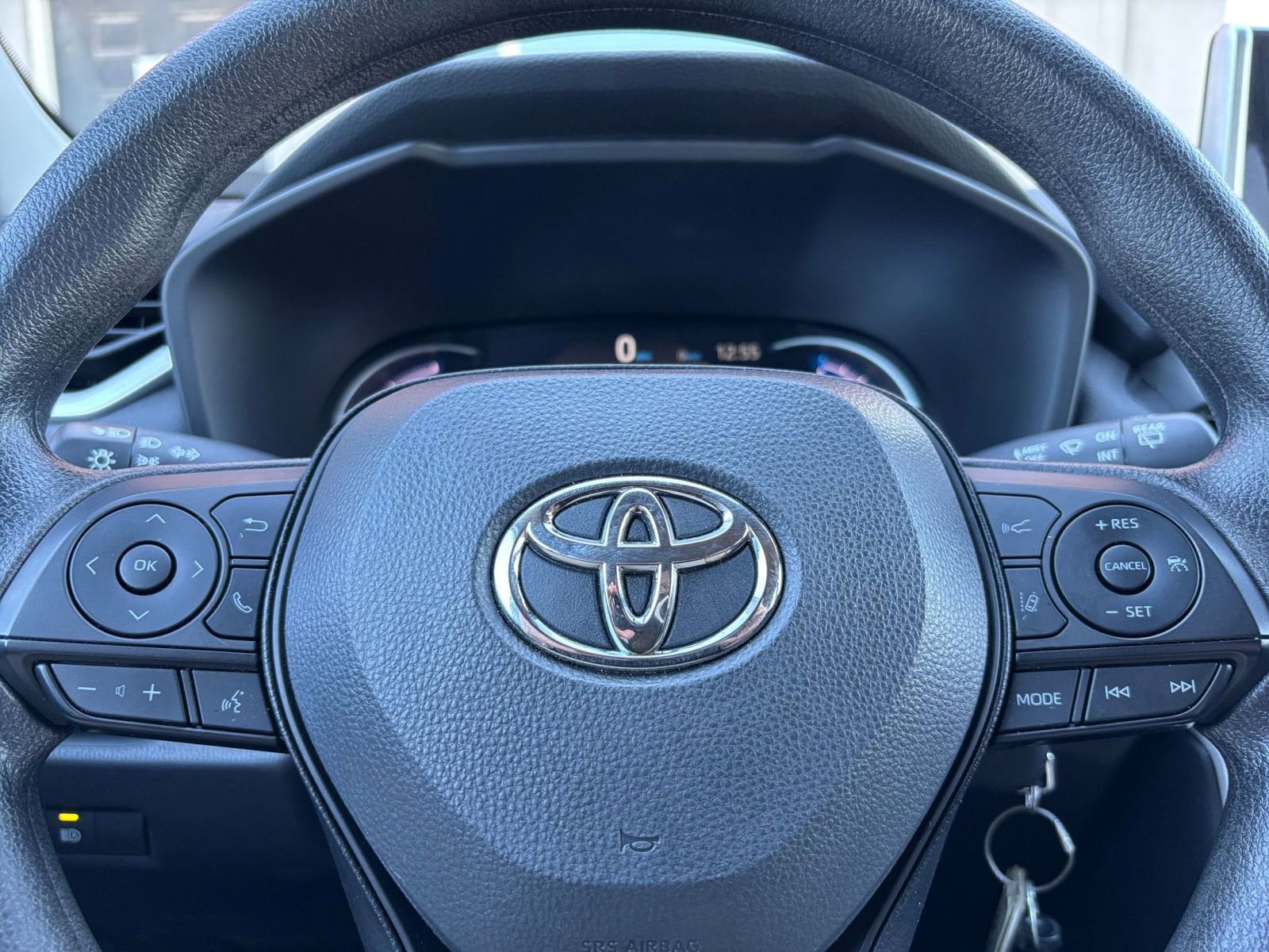 Thumbnail: 2025 Toyota RAV4 - 27