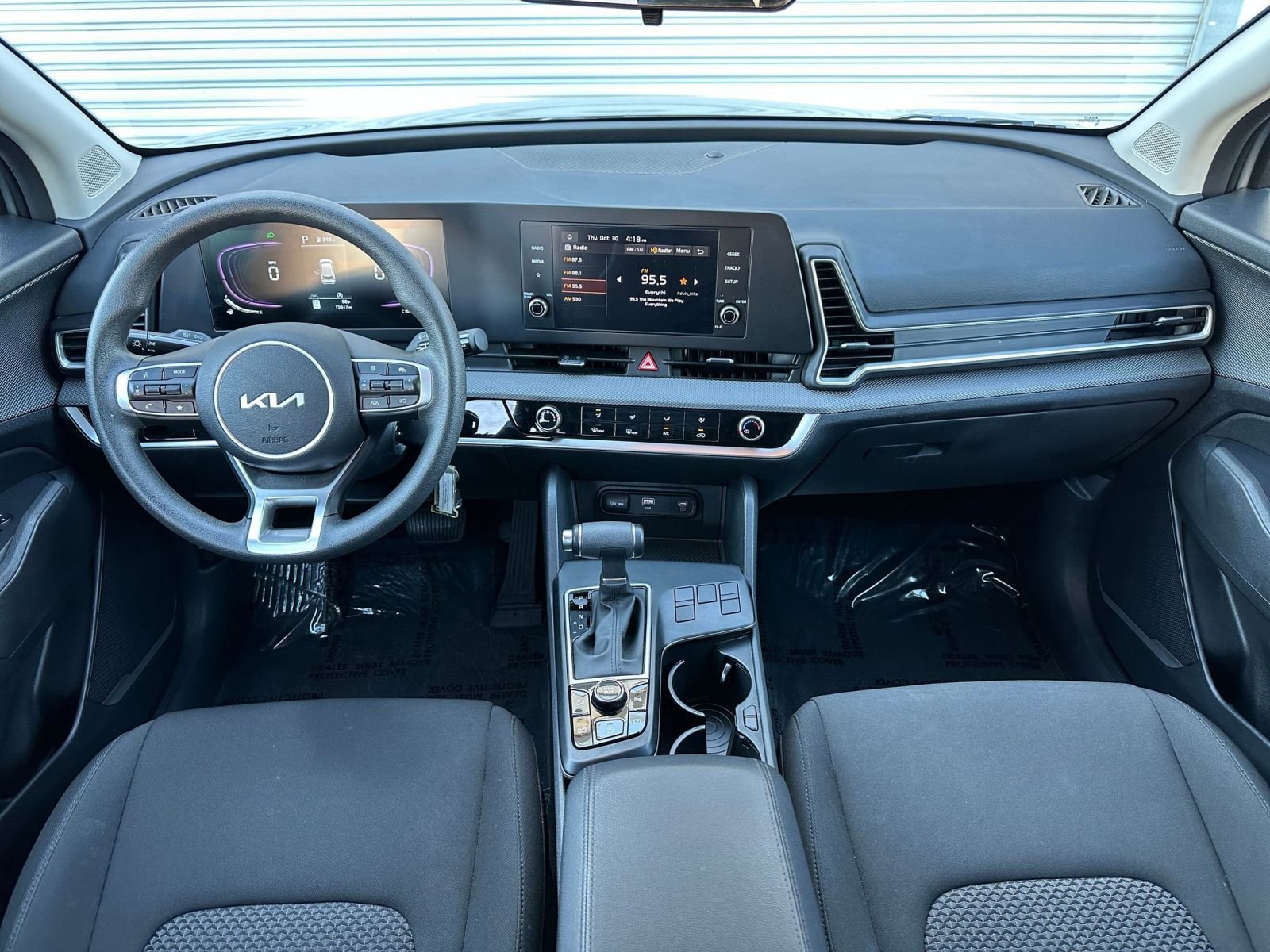 Thumbnail: 2025 Kia Sportage - 32