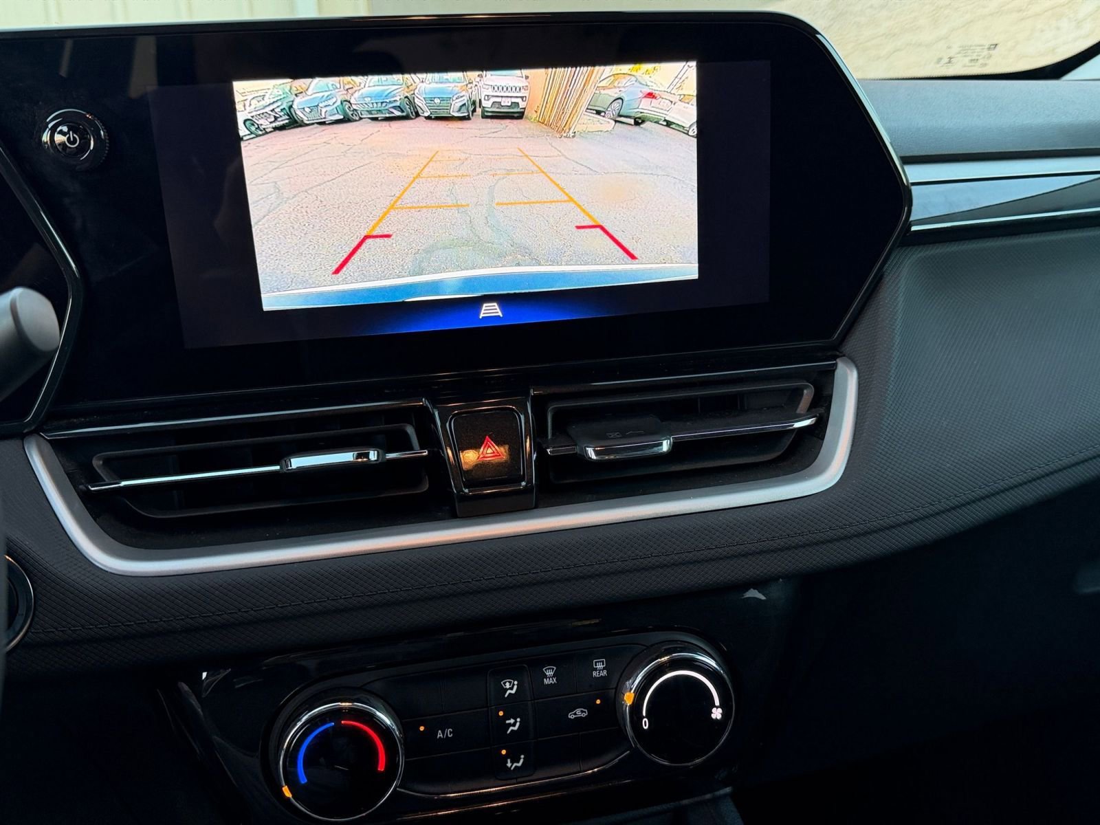 Thumbnail: 2025 Chevrolet TrailBlazer - 18