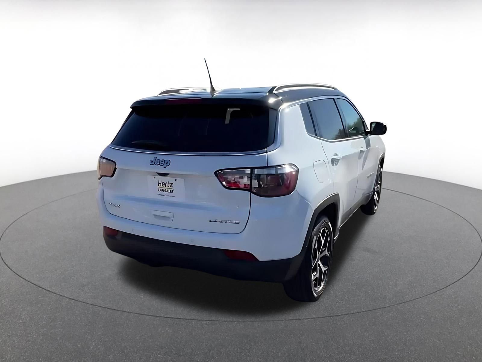 Thumbnail: 2025 Jeep Compass - 14