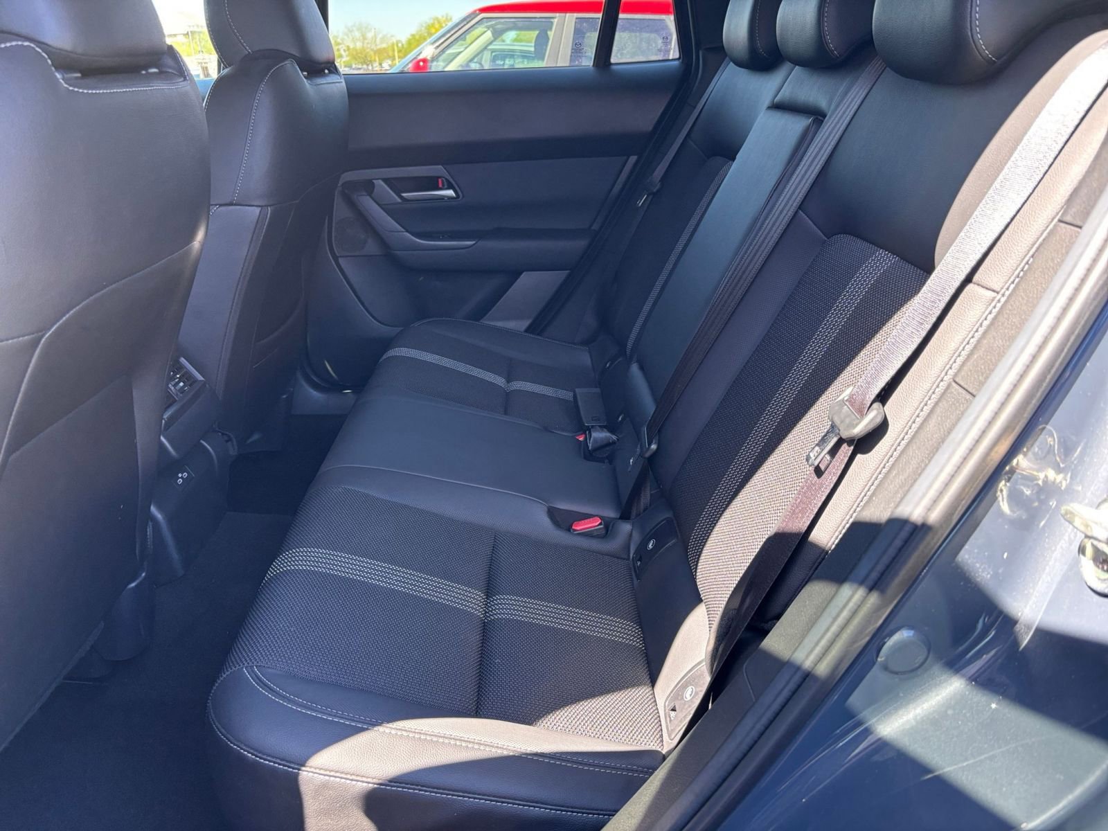 Thumbnail: 2025 Mazda CX-50 - 27