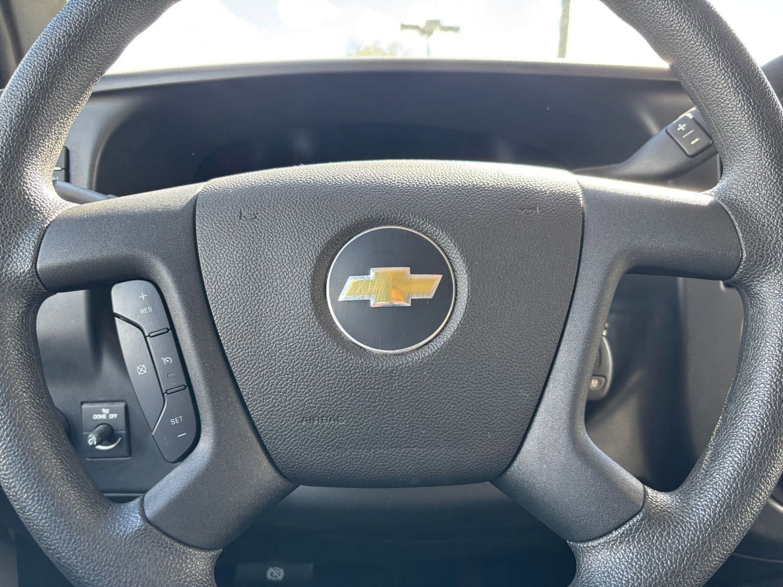 Thumbnail: 2025 Chevrolet Express - 27