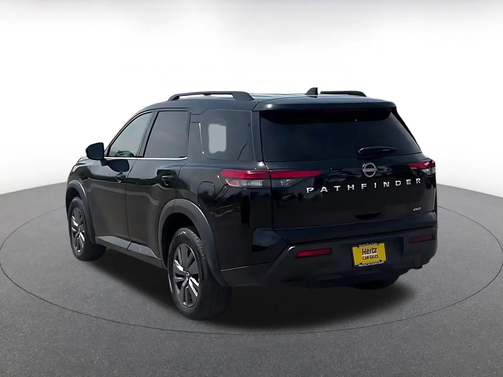 Thumbnail: 2025 Nissan Pathfinder - 11