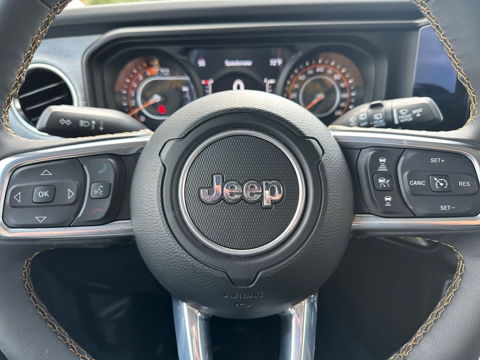 Thumbnail: 2025 Jeep Wrangler - 27