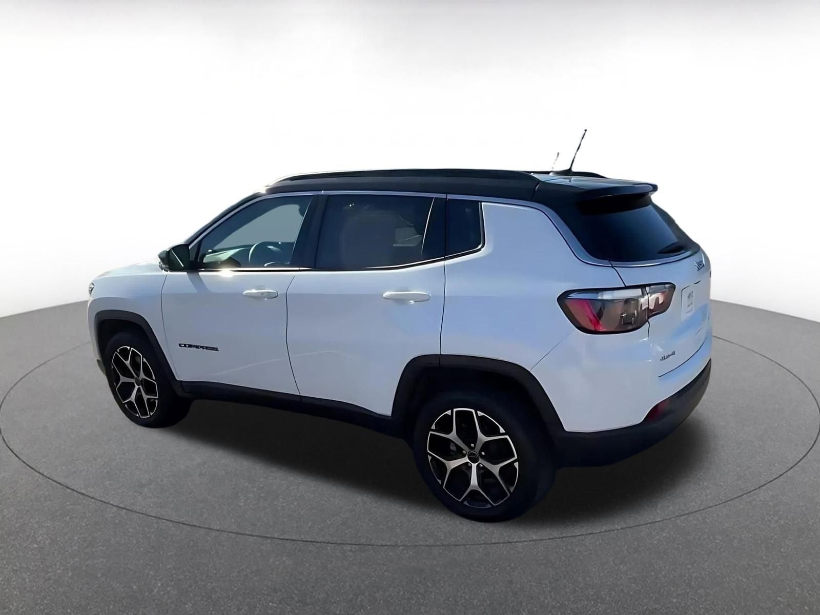 Thumbnail: 2025 Jeep Compass - 10