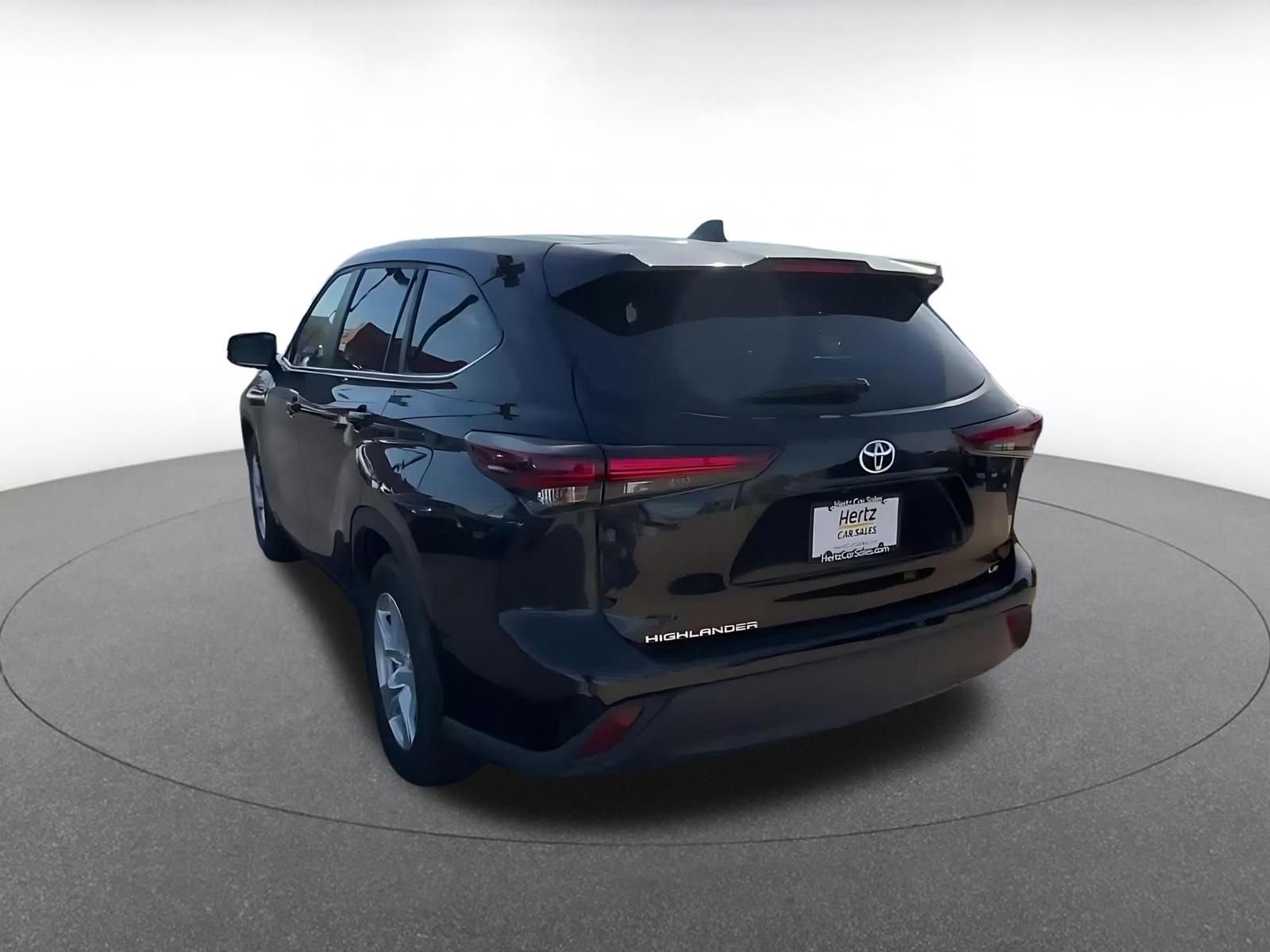 Thumbnail: 2025 Toyota Highlander - 11