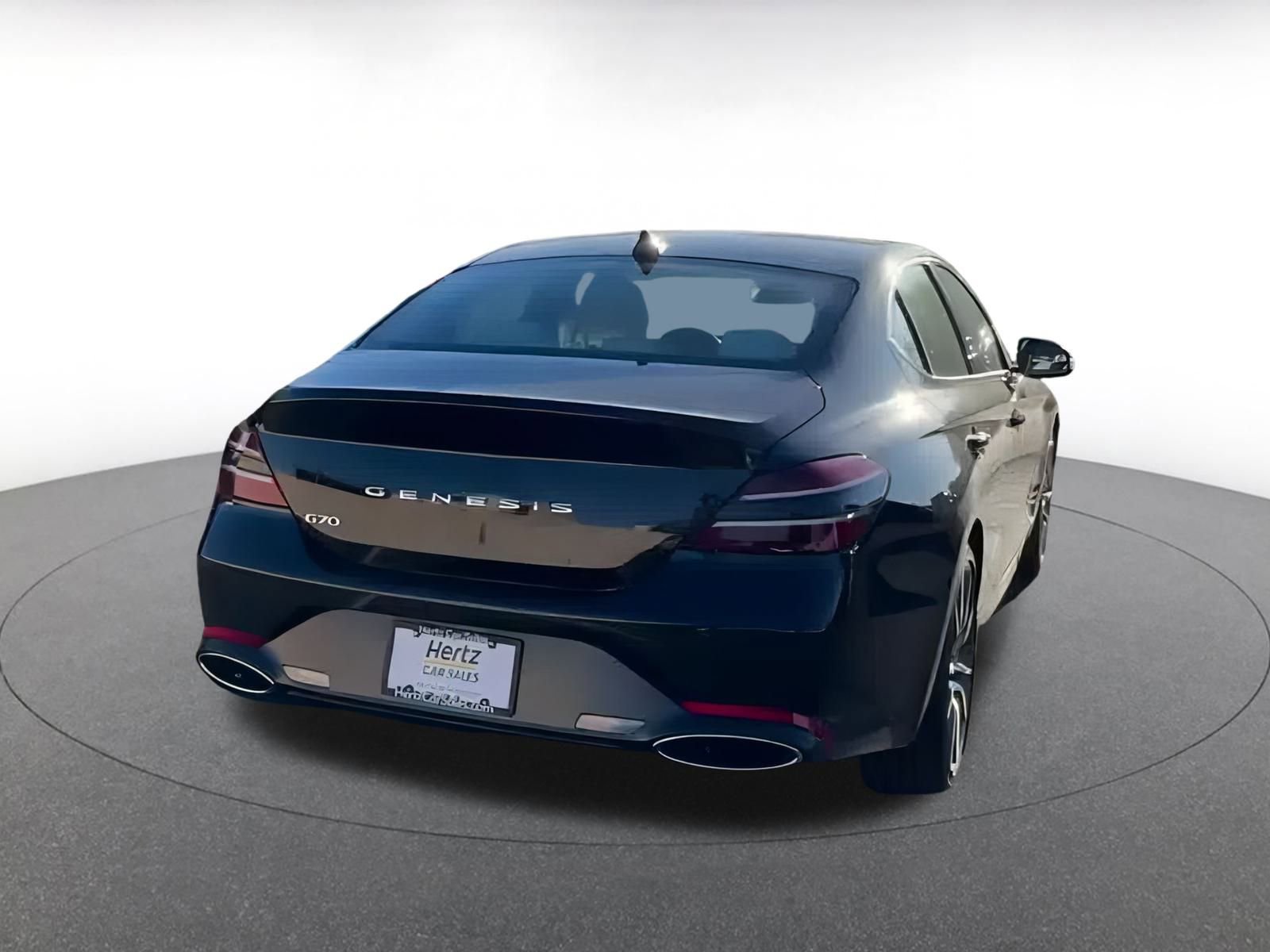 Thumbnail: 2025 Genesis G70 - 12