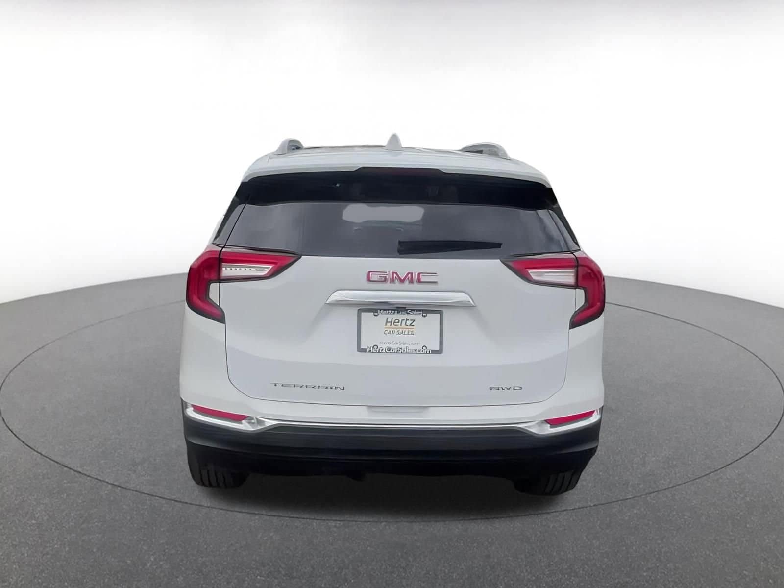 2024 GMC Terrain SLT 12