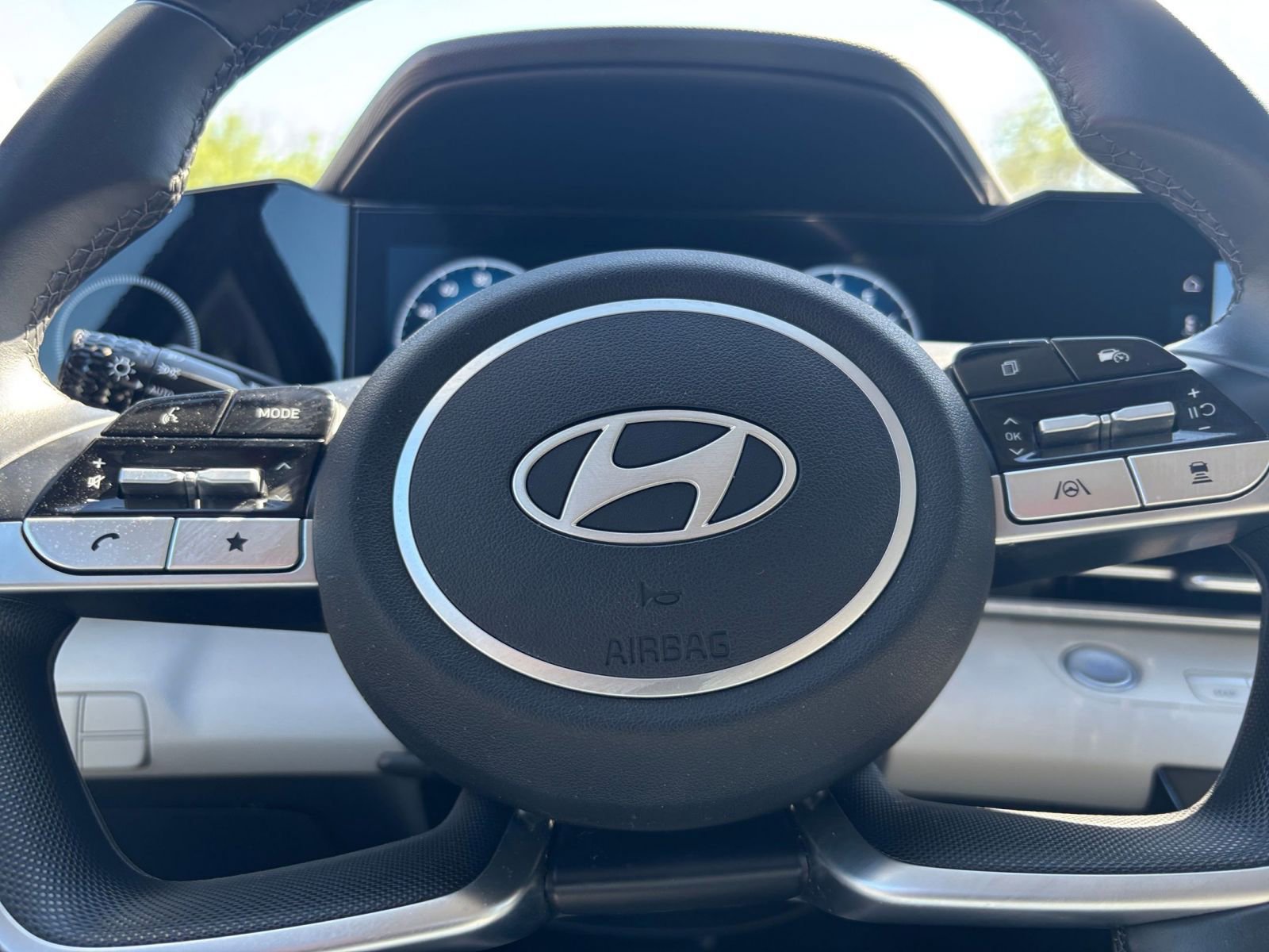 Thumbnail: 2025 Hyundai Elantra - 29