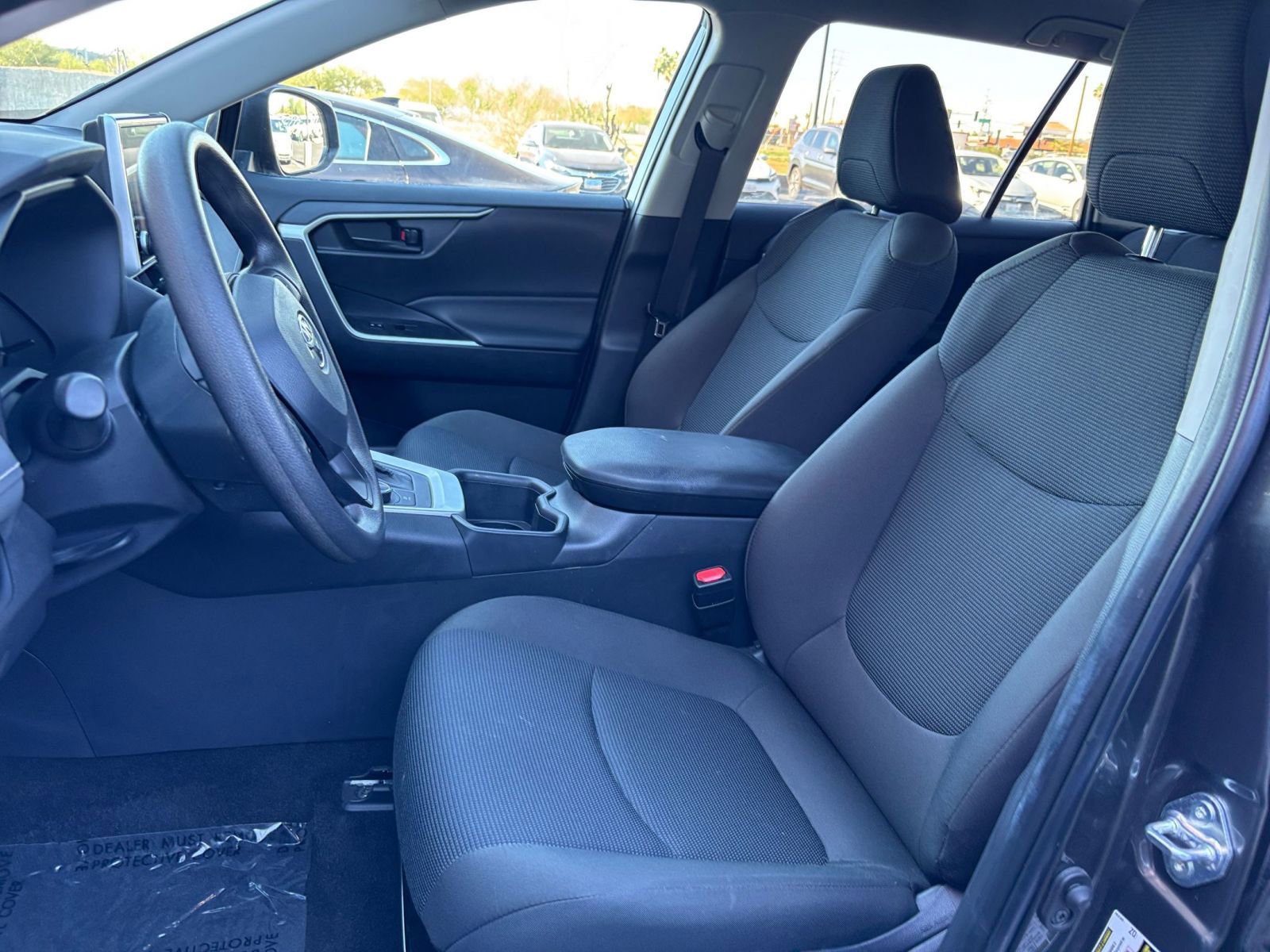 Thumbnail: 2025 Toyota RAV4 - 35