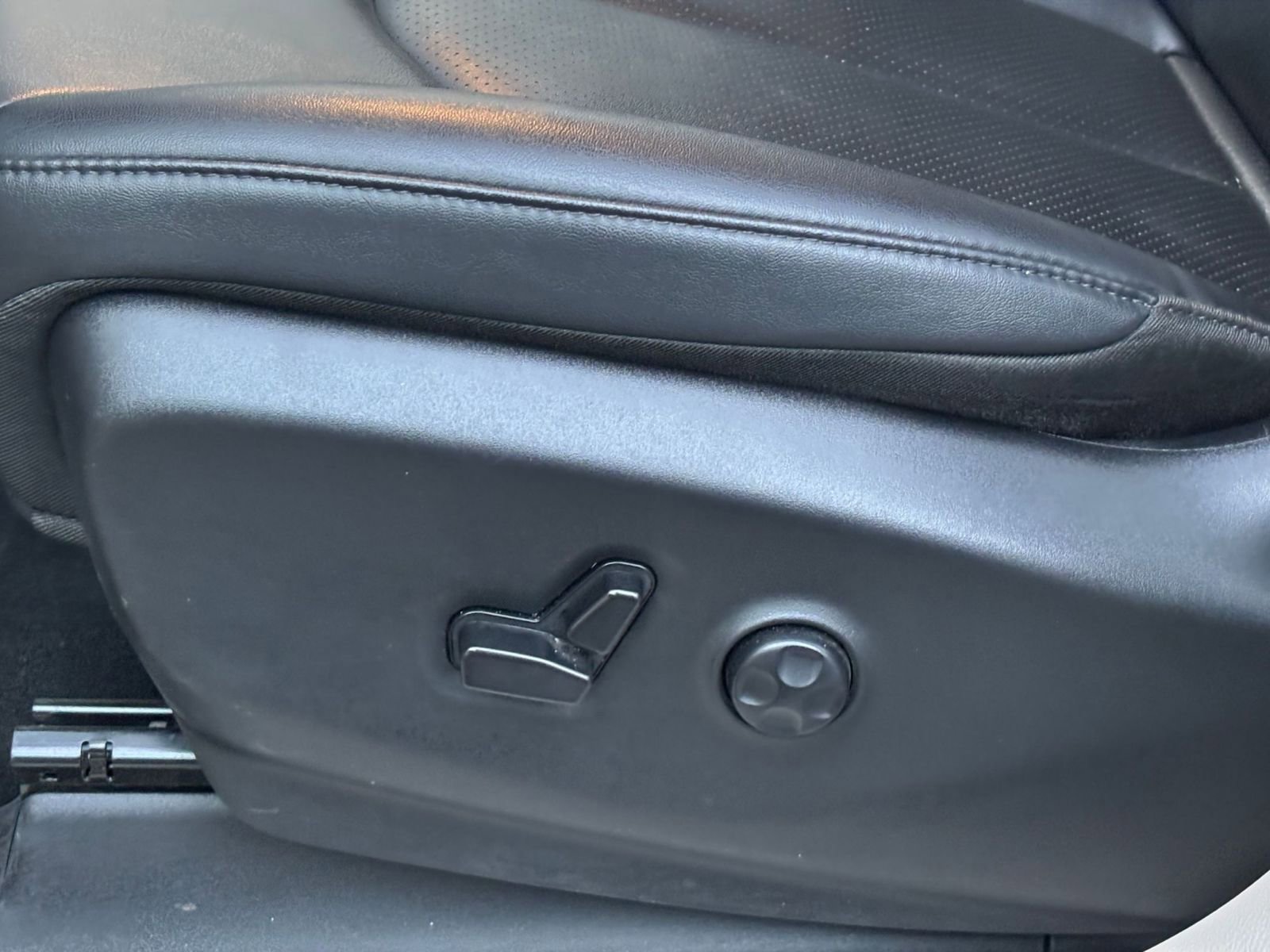 Thumbnail: 2024 Chrysler Pacifica - 22