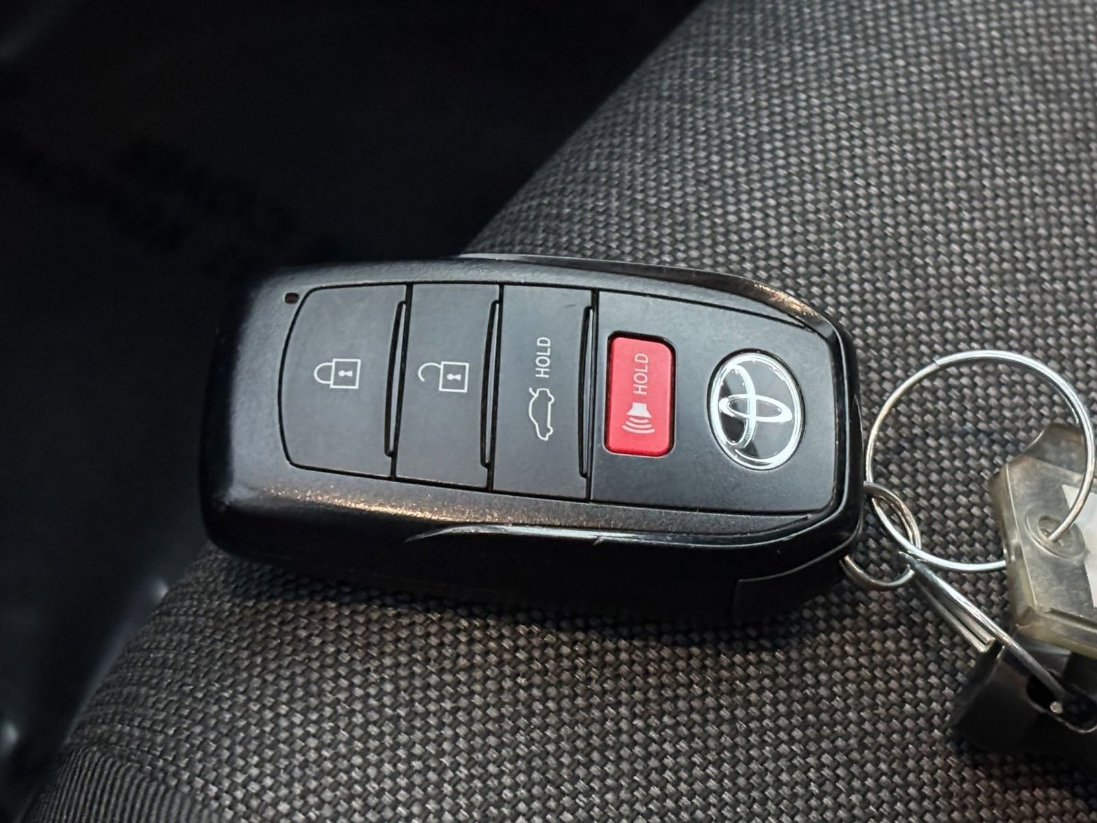 Thumbnail: 2025 Toyota Camry - 22