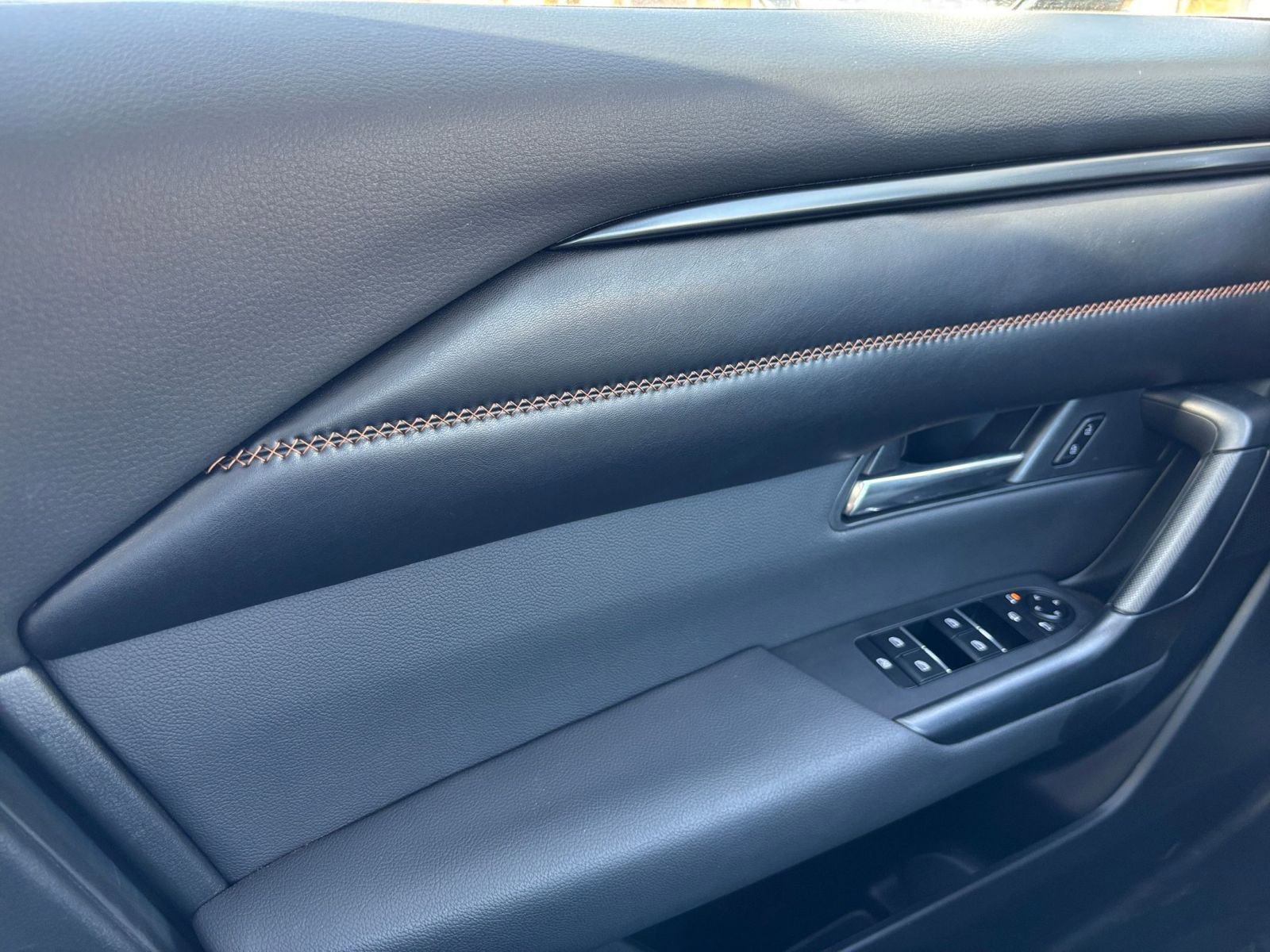 Thumbnail: 2025 Mazda CX-50 - 18