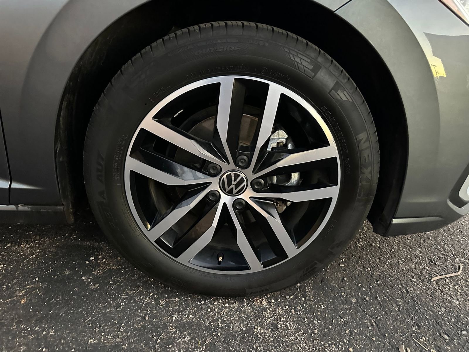 Thumbnail: 2025 Volkswagen Jetta - 30