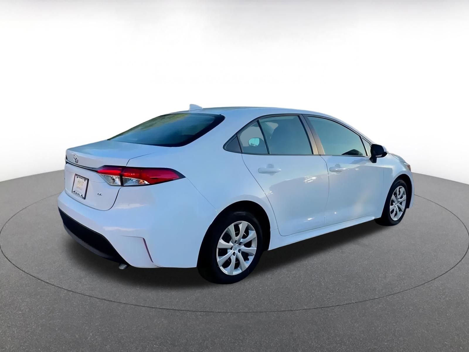 Thumbnail: 2025 Toyota Corolla - 15