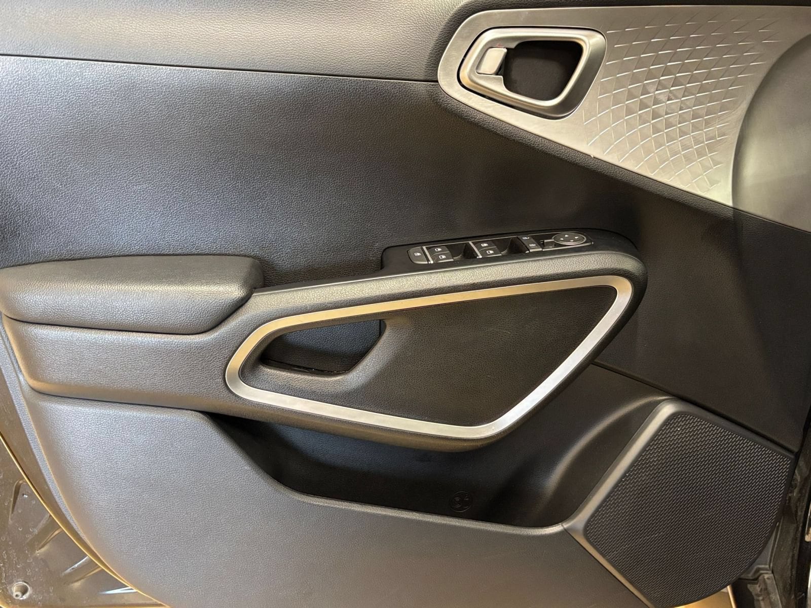 Thumbnail: 2025 Kia Soul - 18