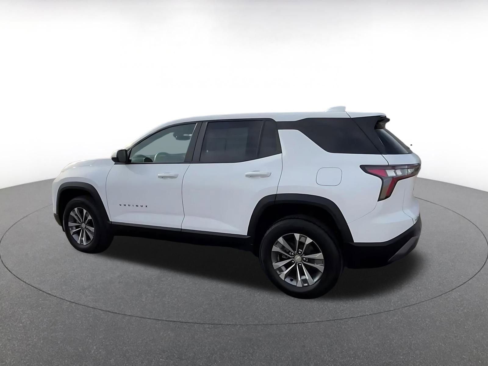 Thumbnail: 2025 Chevrolet Equinox - 10