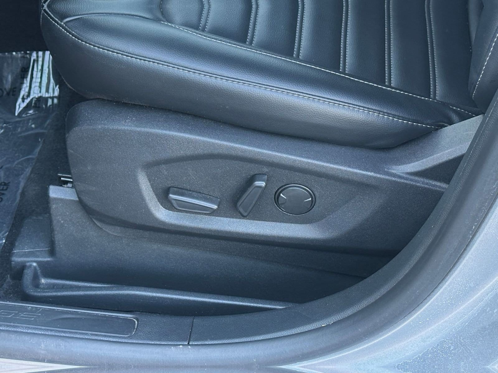 Thumbnail: 2024 Ford Edge - 23