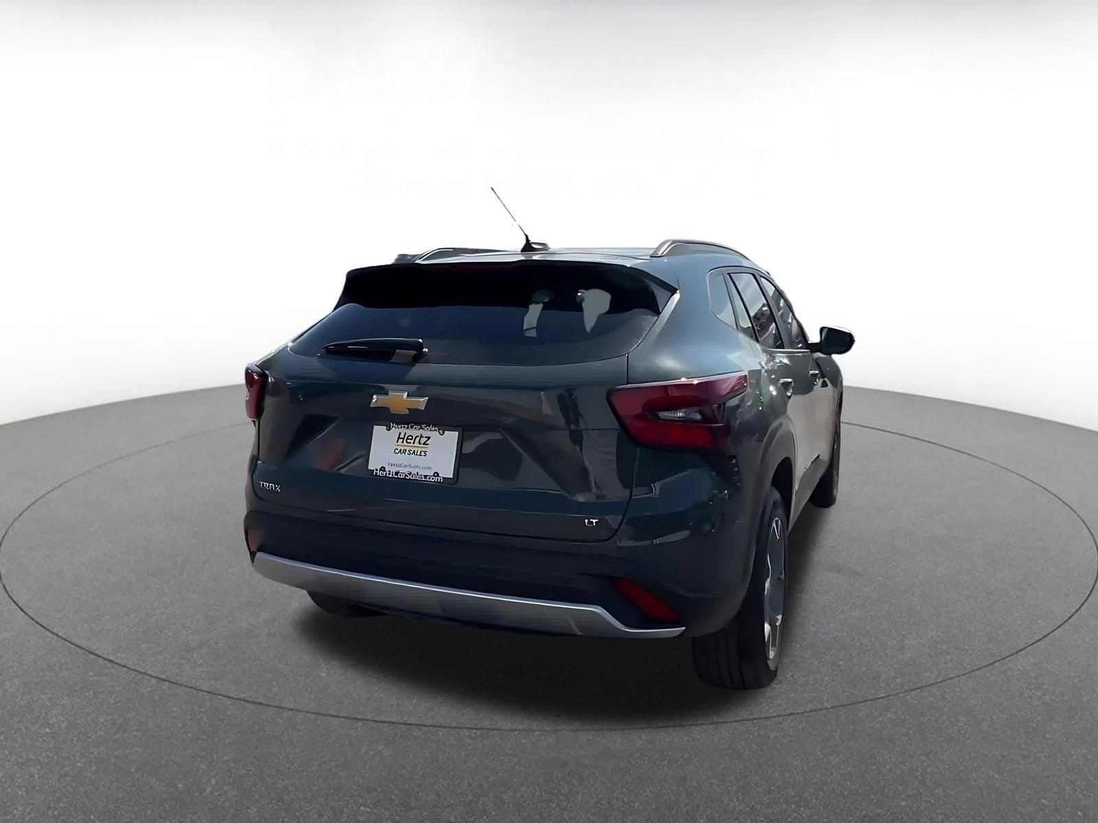 Thumbnail: 2025 Chevrolet Trax - 14