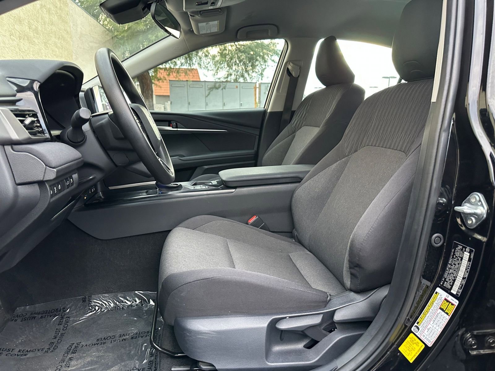 Thumbnail: 2025 Toyota Camry - 25