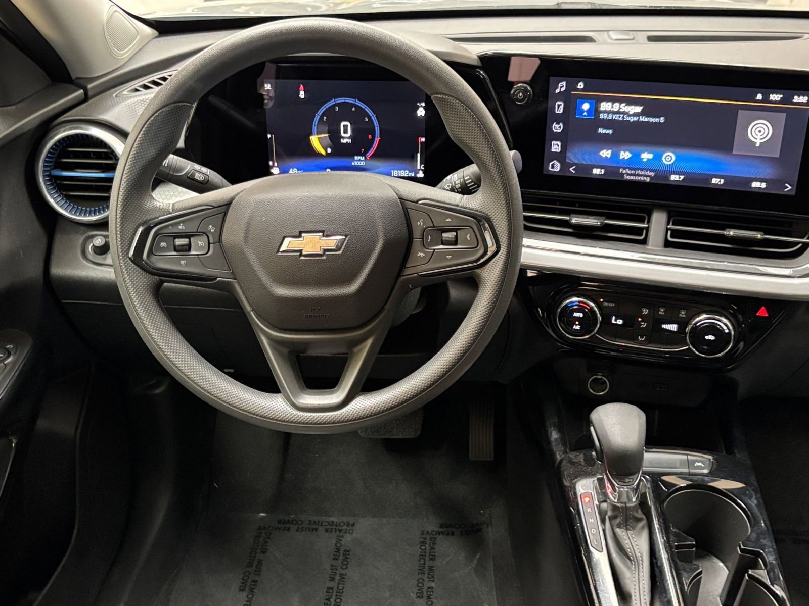 Thumbnail: 2025 Chevrolet Trax - 33