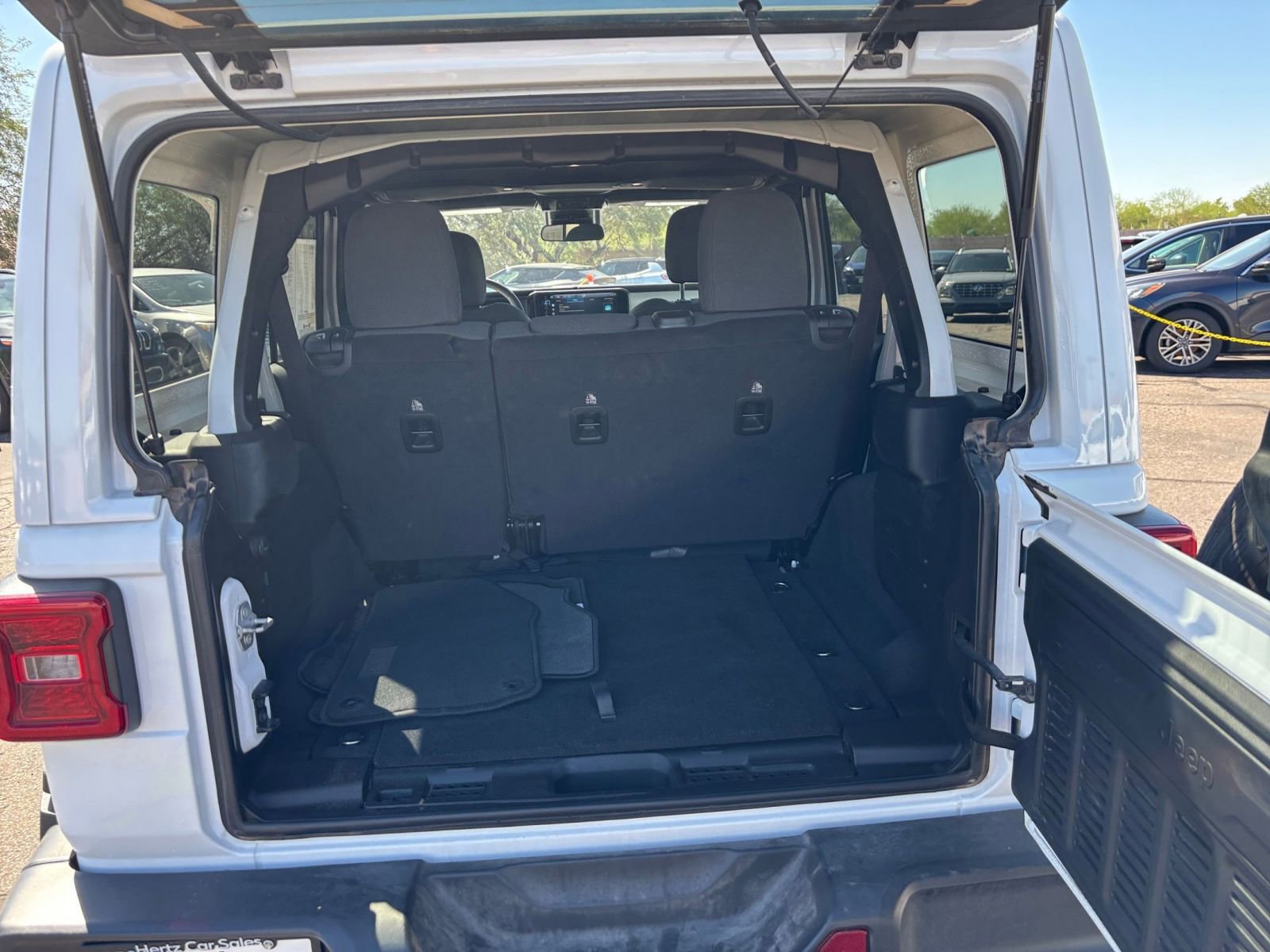 Thumbnail: 2025 Jeep Wrangler - 30