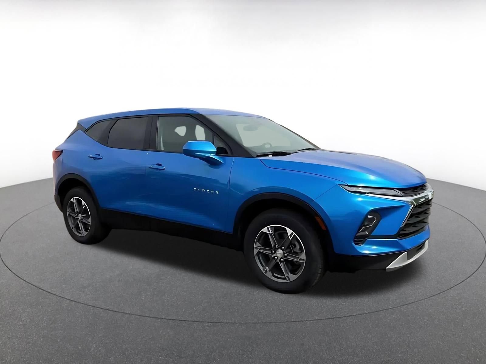 Thumbnail: 2025 Chevrolet Blazer - 2