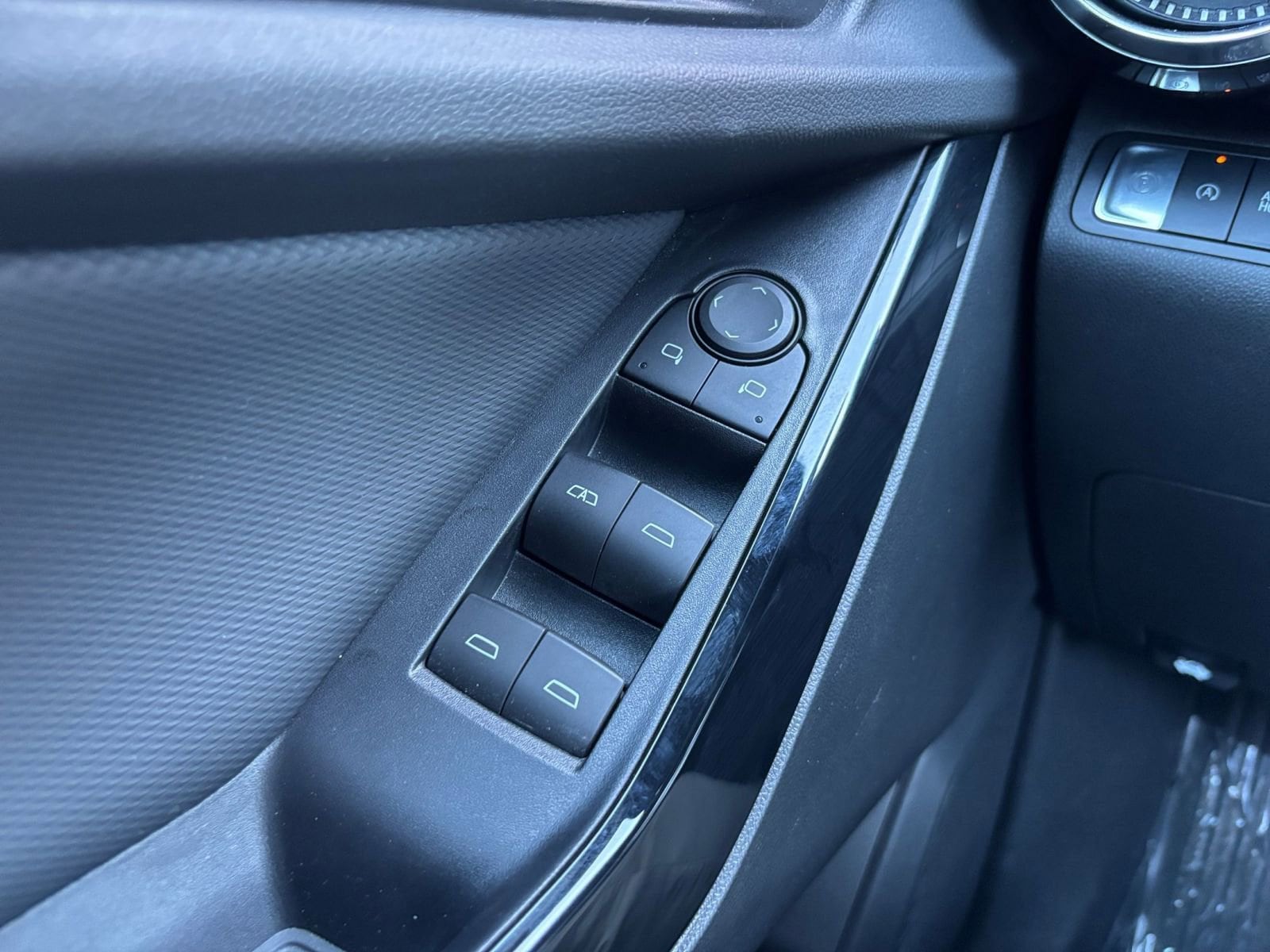 Thumbnail: 2025 Chevrolet Equinox - 20