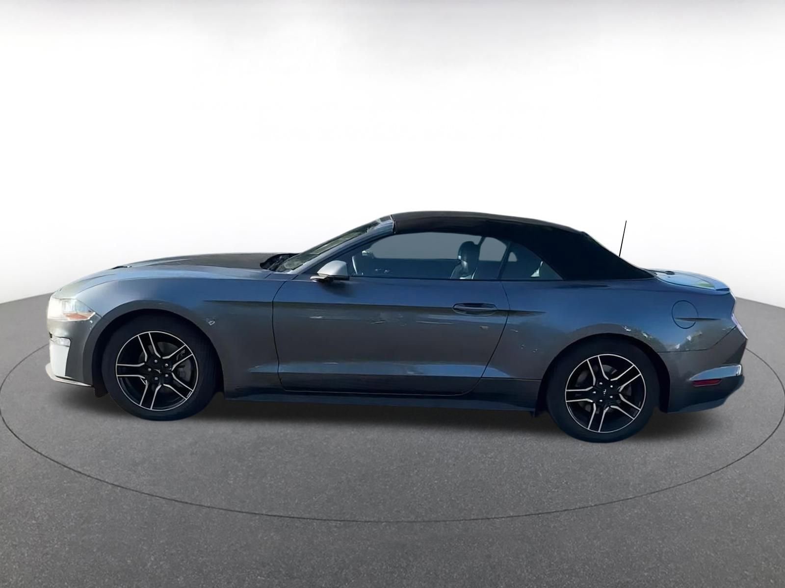 2023 Ford Mustang  8