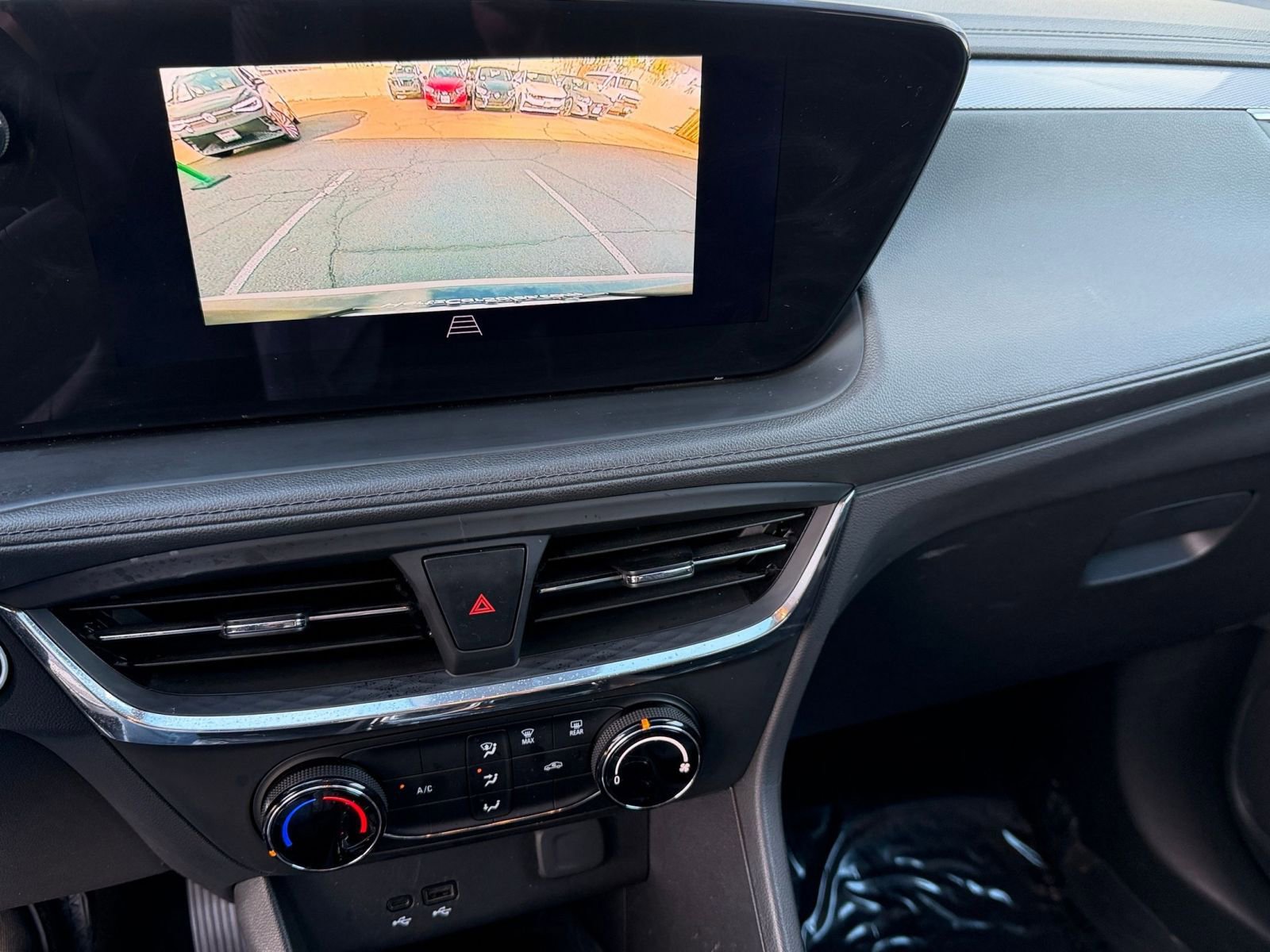 Thumbnail: 2025 Buick Encore GX - 17