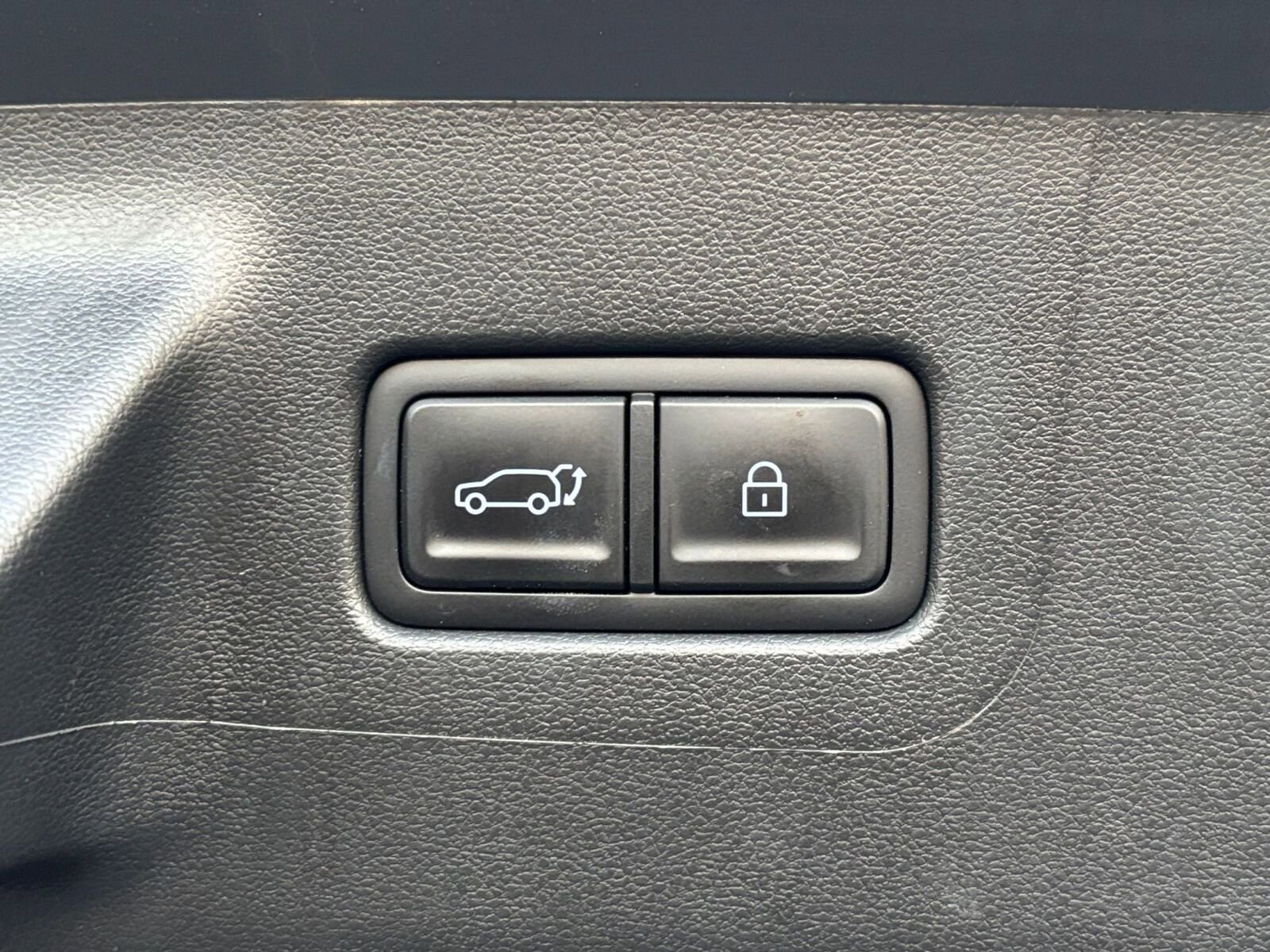 Thumbnail: 2025 Hyundai Santa Fe - 25