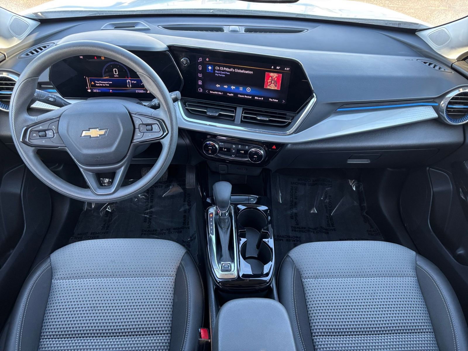 Thumbnail: 2025 Chevrolet Trax - 32