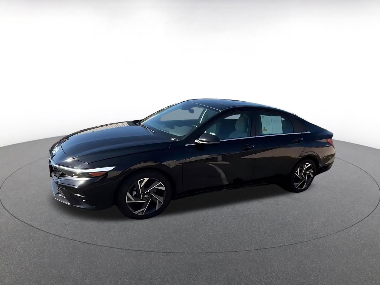 Thumbnail: 2025 Hyundai Elantra - 8