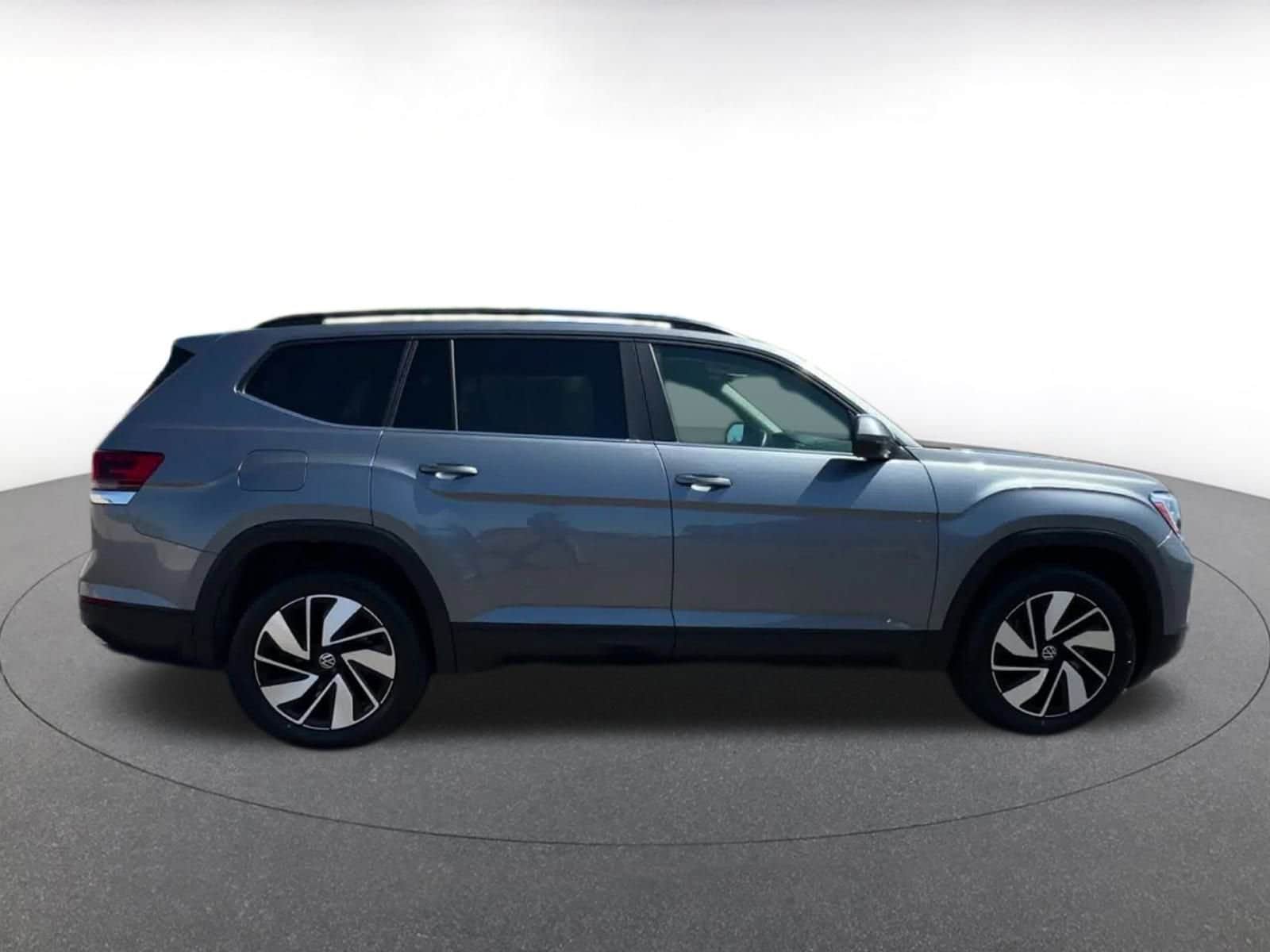 Thumbnail: 2024 Volkswagen Atlas - 16